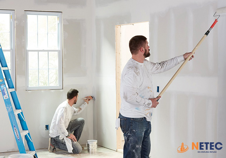Lưu ý để tiết kiệm chi phí thi công sơn nội thất
